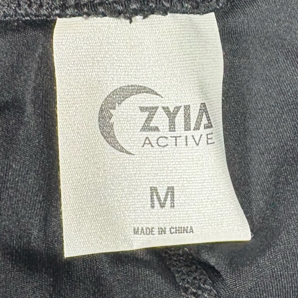 Zyia - Black Leopard Reflective Hustle Shorts - Picture 4 of 6